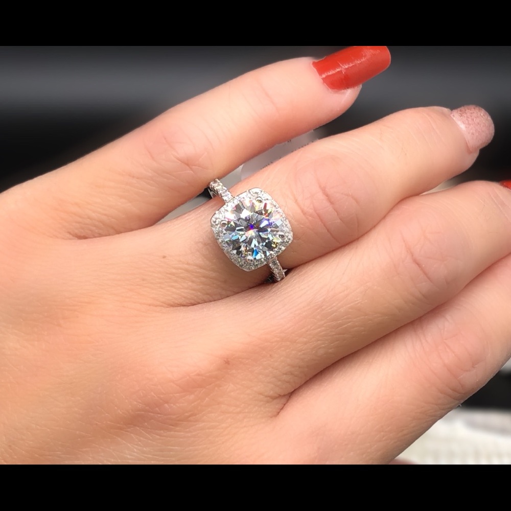 3ct moissanite ring with Certificate